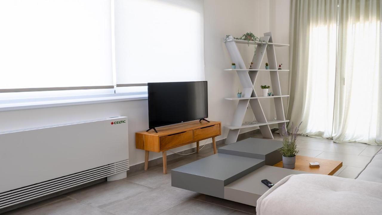 A Brand New, Beautifully Decorated Maisonette. Chalkís Exteriör bild