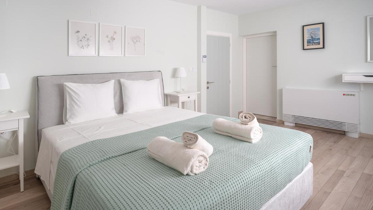 A Brand New, Beautifully Decorated Maisonette. Chalkís Exteriör bild